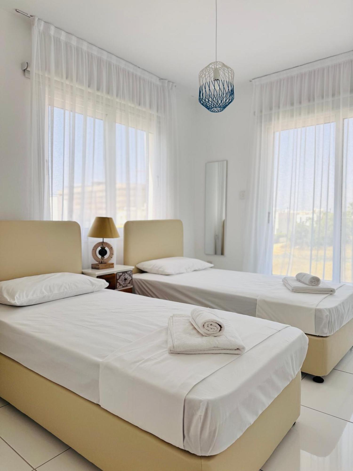 Nissini Wana Luxury Βίλα